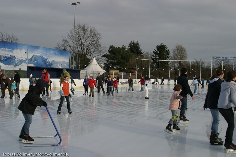 Eisbahn_Lankwitz_20100227-163109_6352.jpg