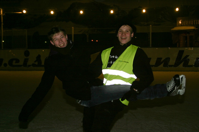 Eisbahn Lankwitz 20100131 191026 5301 - Eisbahn_Lankwitz_20100131_191026_5301.jpg Eisbahn_Lankwitz_20100131_191026_5301.jpg