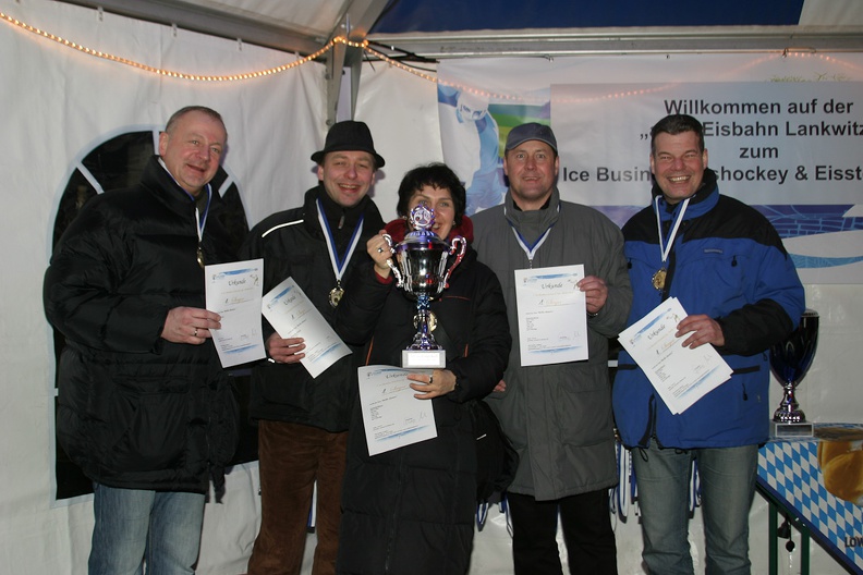 Eishockeyturnier 20100312-225113 7995 - Eishockeyturnier_20100312-225113_7995.jpg Eishockeyturnier_20100312-225113_7995.jpg
