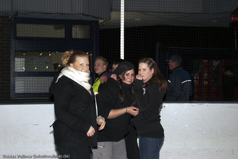 Eisbahn Lankwitz 20100220-192557 6052 - Eisbahn_Lankwitz_20100220-192557_6052.jpg Eisbahn_Lankwitz_20100220-192557_6052.jpg