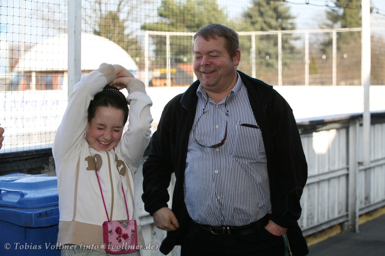 Eisbahn Lakwitz-20120316-16 22 29 5563 - Eisbahn_Lakwitz-20120316-16_22_29_5563.jpg Eisbahn_Lakwitz-20120316-16_22_29_5563.jpg