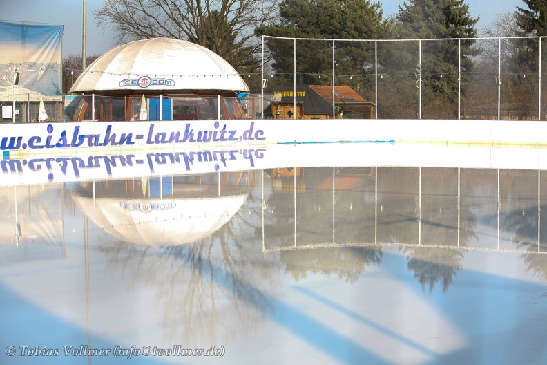 Eisbahn Lakwitz-20120316-16 55 18 5566 - Eisbahn_Lakwitz-20120316-16_55_18_5566.jpg Eisbahn_Lakwitz-20120316-16_55_18_5566.jpg