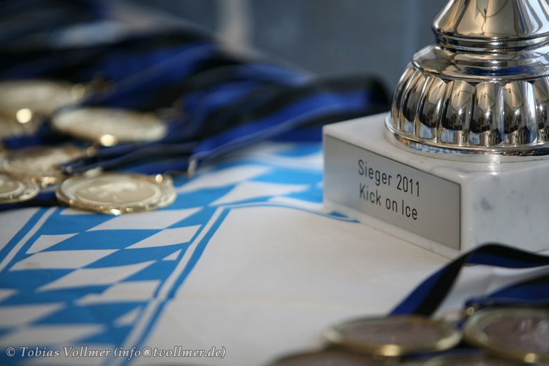 Eisbahn Lakwitz-20120316-17 31 59 5594 - Eisbahn_Lakwitz-20120316-17_31_59_5594.jpg Eisbahn_Lakwitz-20120316-17_31_59_5594.jpg