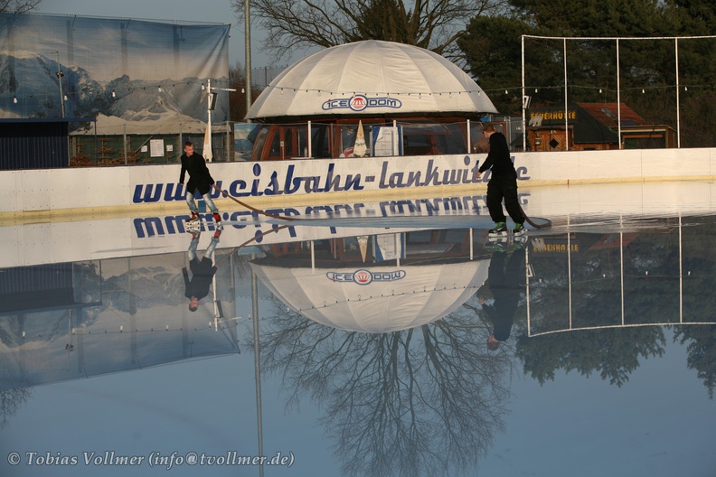Eisbahn Lakwitz-20120316-17 48 47 5619 - Eisbahn_Lakwitz-20120316-17_48_47_5619.jpg Eisbahn_Lakwitz-20120316-17_48_47_5619.jpg