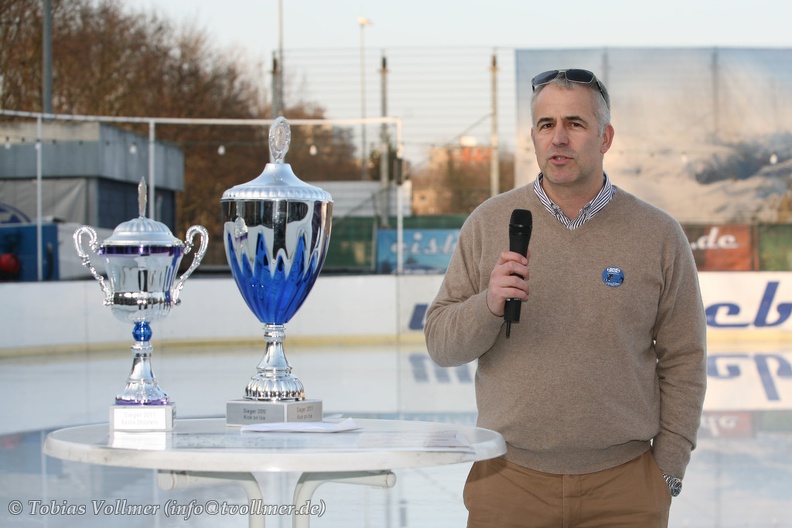 Eisbahn Lakwitz-20120316-17 49 02 5622 - Eisbahn_Lakwitz-20120316-17_49_02_5622.jpg Eisbahn_Lakwitz-20120316-17_49_02_5622.jpg