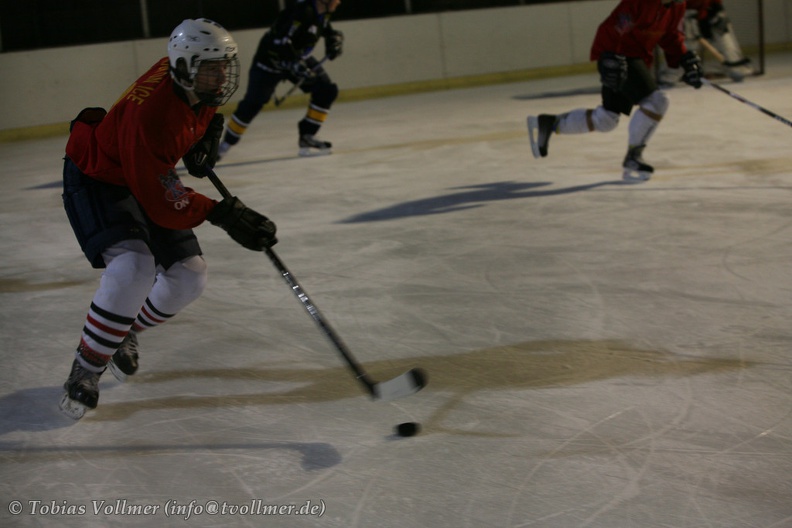 Eisbahn_Lakwitz-20120316-20_44_12_5866.jpg