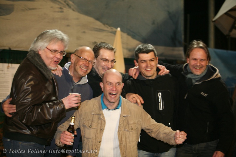 Eisbahn Lakwitz-20120316-22 13 09 5980 - Eisbahn_Lakwitz-20120316-22_13_09_5980.jpg Eisbahn_Lakwitz-20120316-22_13_09_5980.jpg