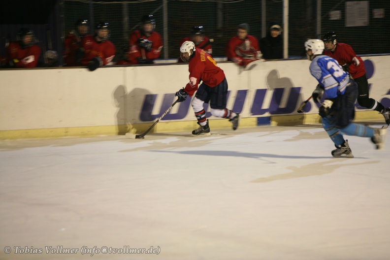 Eisbahn_Lakwitz-20120317-00_22_03_6224.jpg