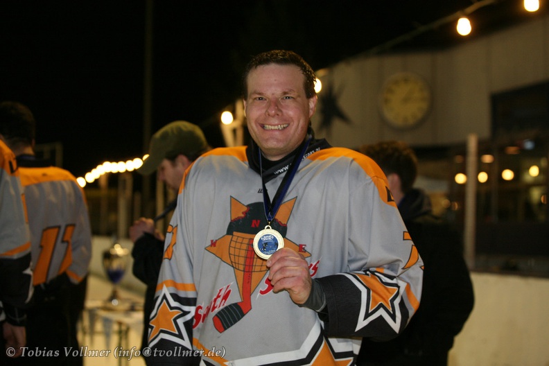 Eisbahn Lakwitz-20120317-02 15 36 6598 - Eisbahn_Lakwitz-20120317-02_15_36_6598.jpg Eisbahn_Lakwitz-20120317-02_15_36_6598.jpg