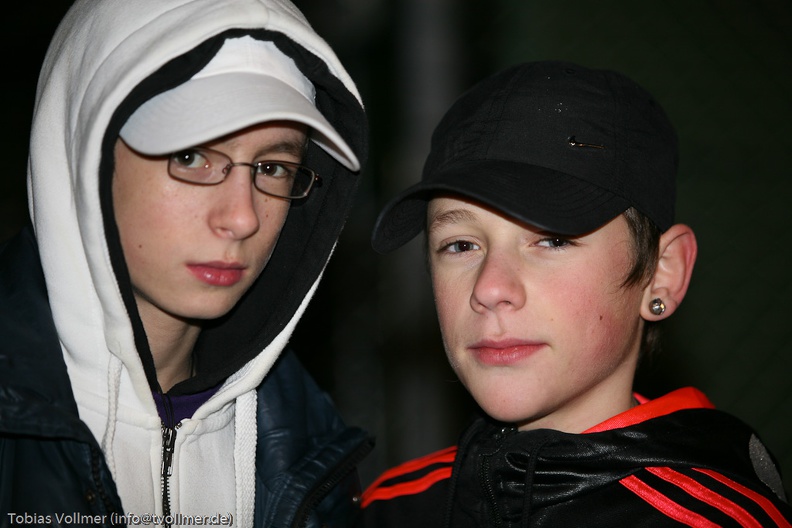 Eisbahn Lankwitz-20120114-17 59 37 4384 - Eisbahn_Lankwitz-20120114-17_59_37_4384.jpg Eisbahn_Lankwitz-20120114-17_59_37_4384.jpg