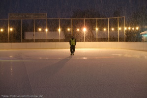 Eisbahn Lankwitz-20120204-18 24 17 5231