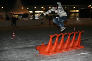 Eisbahn Lankwitz-20120204-22 15 39 5312