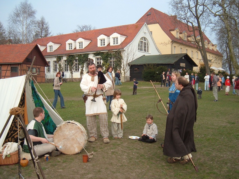 Mittelaltermarkt_Diedersdorf_20050325_152830.JPG