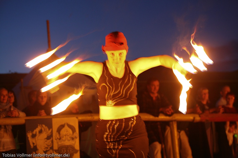 Burgfest Stargard 20110813-213441-2024 - Burgfest_Stargard_20110813-213441-2024.jpg Burgfest_Stargard_20110813-213441-2024.jpg