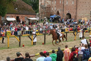 Burg-Stargard 20130811-161340 8331