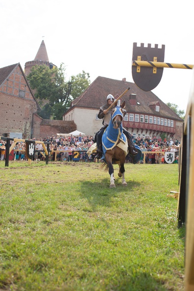 Burgfest Stargard 20150808-161521 5253 - Burgfest_Stargard_20150808-161521_5253.jpg Burgfest_Stargard_20150808-161521_5253.jpg