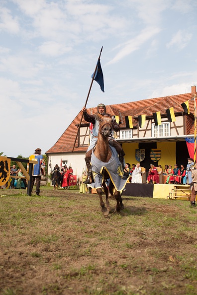 Burgfest Stargard 20150808-162414 5307 - Burgfest_Stargard_20150808-162414_5307.jpg Burgfest_Stargard_20150808-162414_5307.jpg